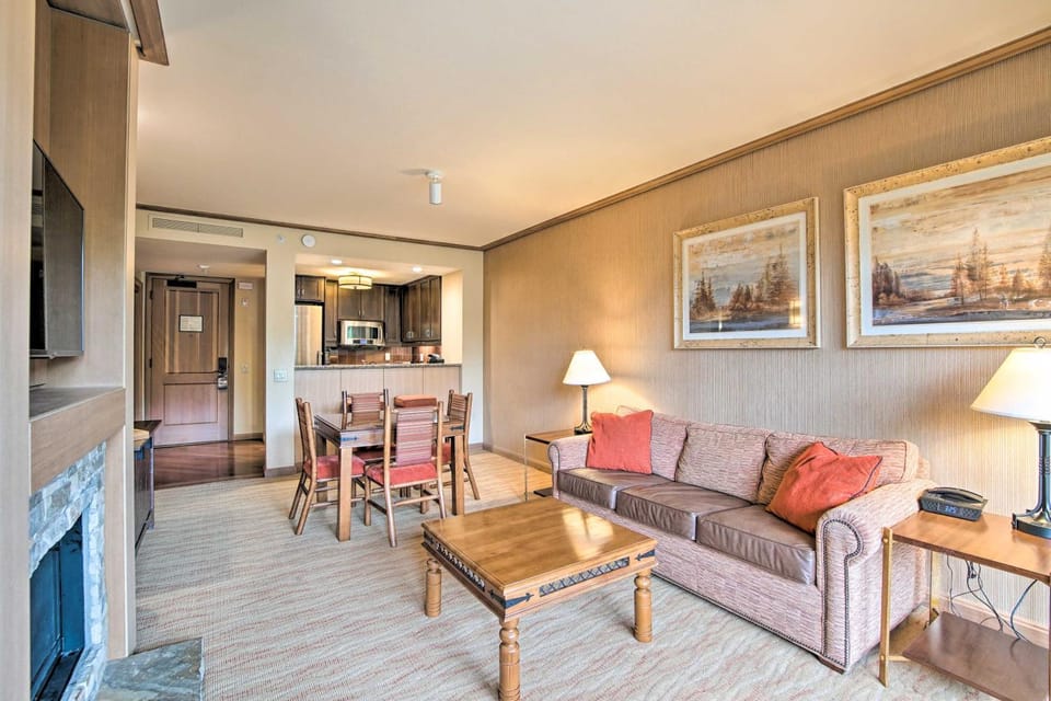 Condo w/ Outdoor Heated Pool + Hot Tub Access! House in Kittitas County