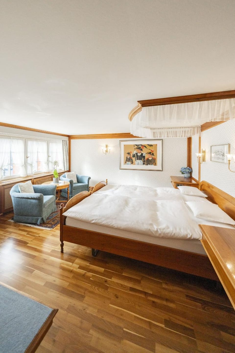 Living room, Photo of the whole room, Seating area, Bedroom