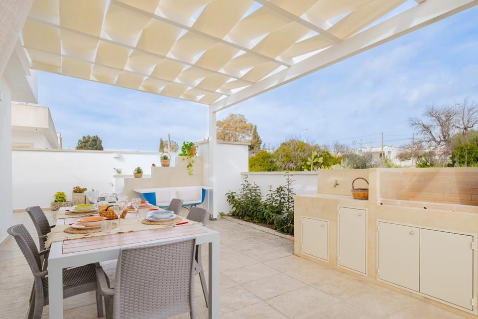 Balcony/Terrace, Food and drinks, Dining area