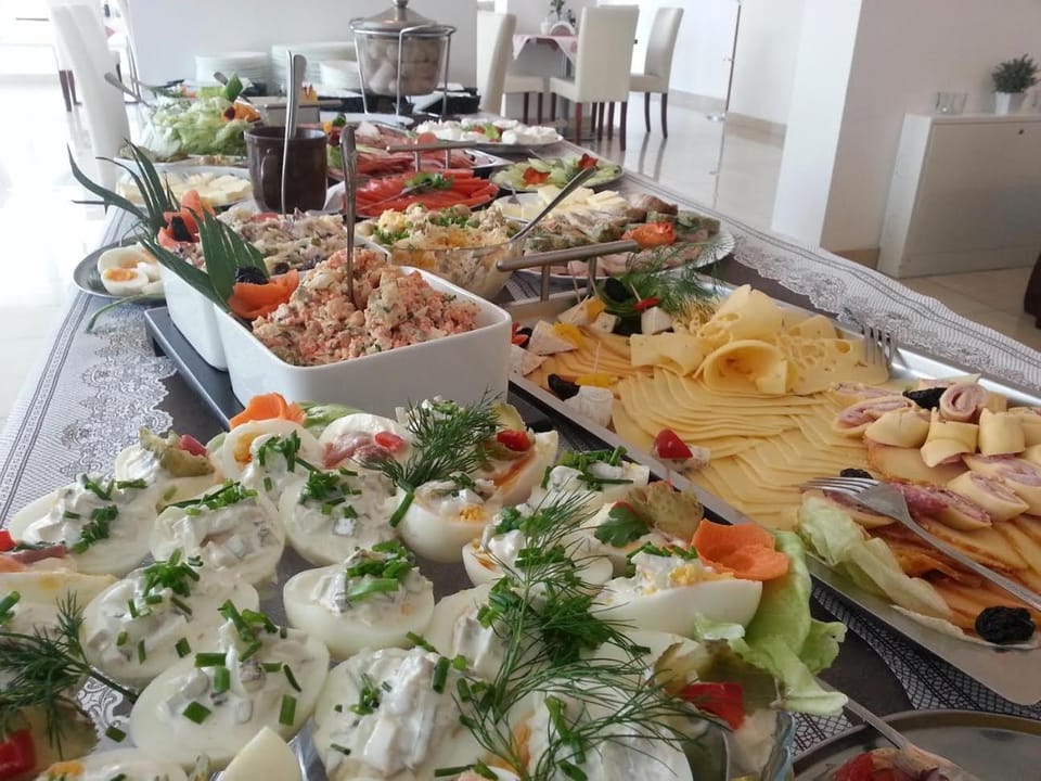 Buffet breakfast