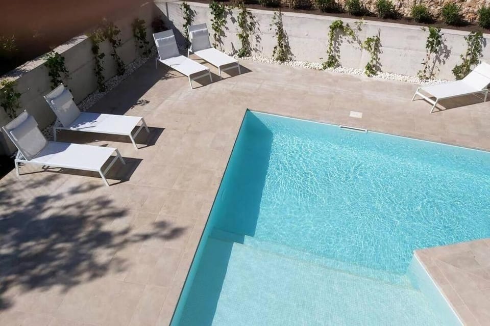 Pool view, Swimming pool