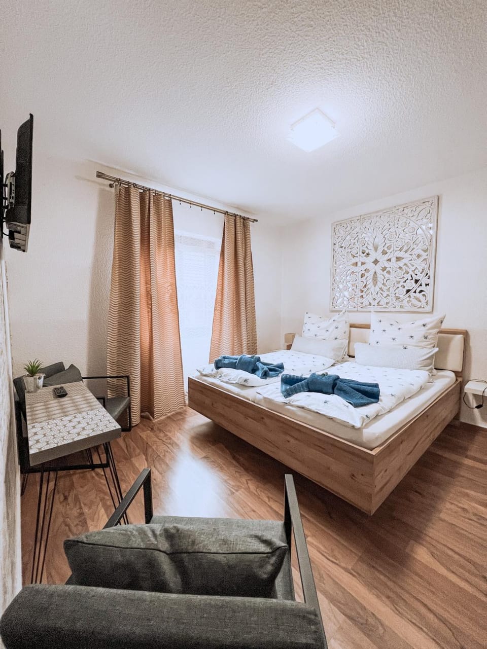 Photo of the whole room