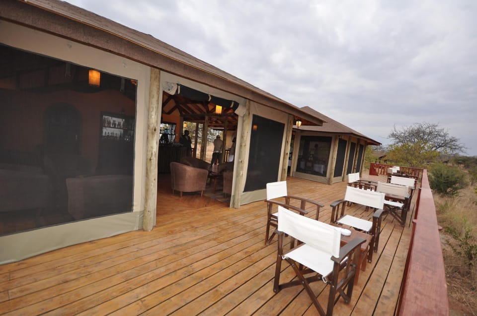 Restaurant/places to eat, Facade/entrance