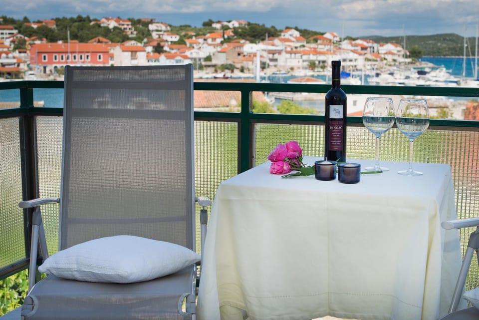 Apartmani i sobe Josica Apartment in Tisno