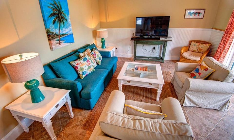 Caribbean Surf by Beach Retreats House in Holmes Beach