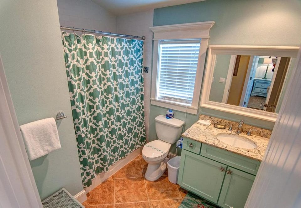 Caribbean Surf by Beach Retreats House in Holmes Beach