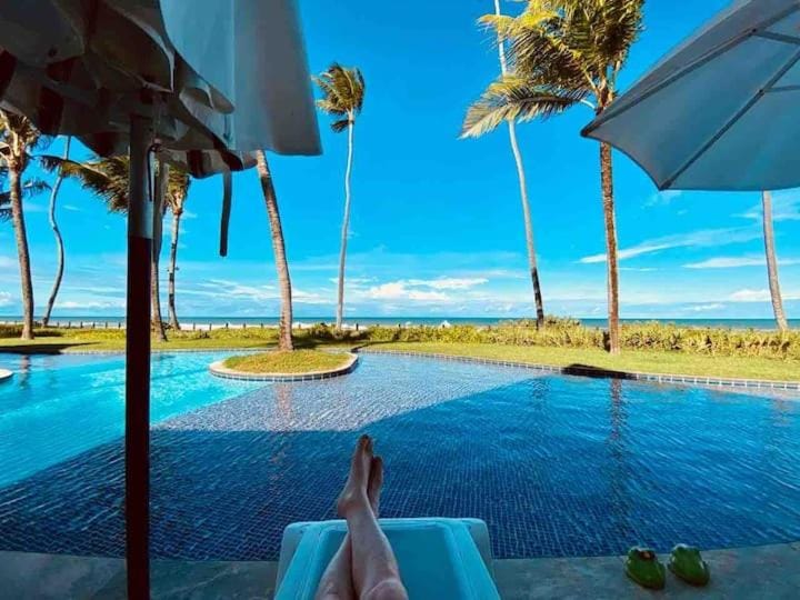 Pool view, Sea view