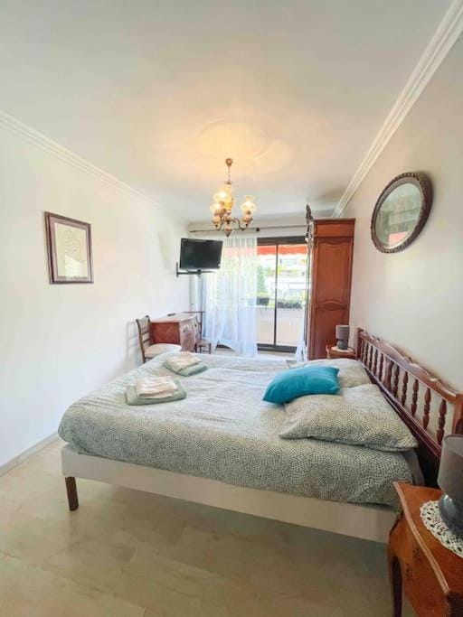 LE CANAILLOU - Hyper centre - Wifi Apartment in Cassis