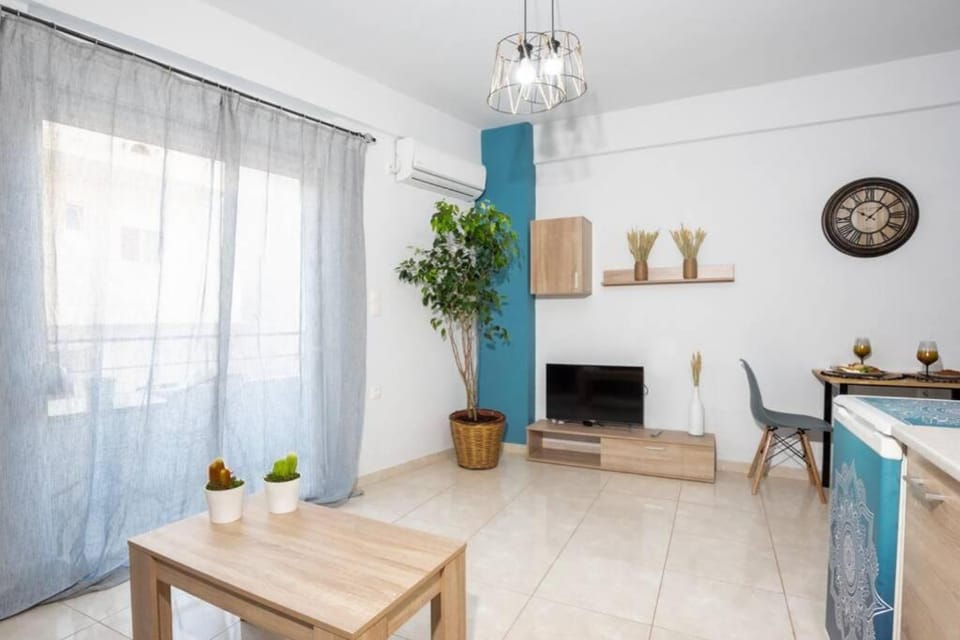 Elea Urban-Private Parking Studio- Heraklion Apartment in Heraklion