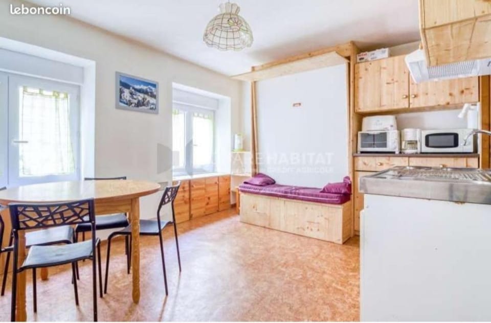 Studio 4 personnes + parking privé Apartment in Cauterets