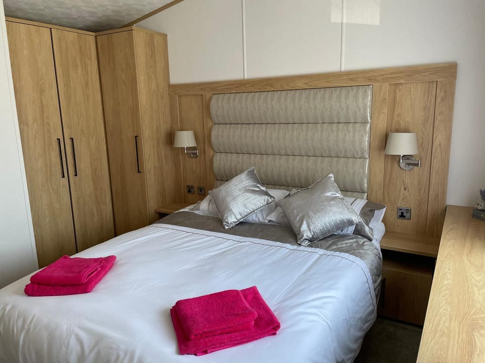 Summer’s Lodge House in England