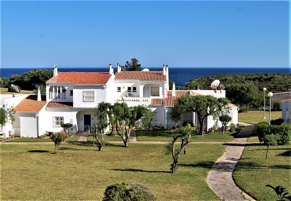 Garden, Sea view