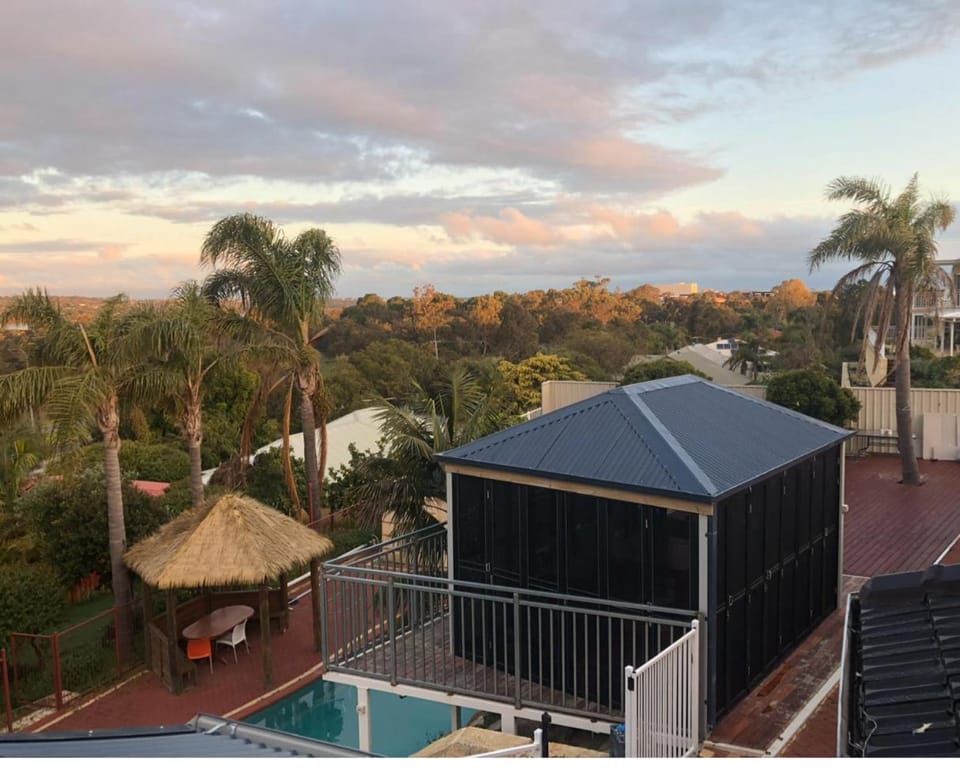 Lakeside Retreat Apartment in Joondalup