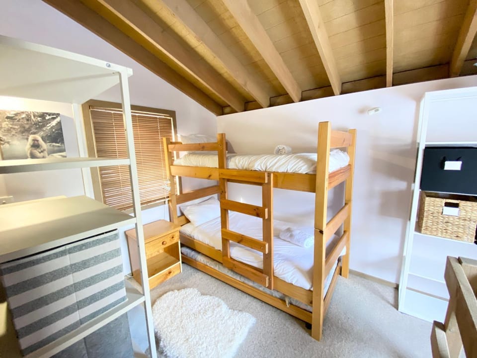 bunk bed