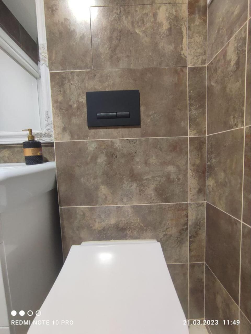 Посуточно! Современная смарт-квартира м. Дворец спорта, Олимпийская. Apartment in Kharkiv