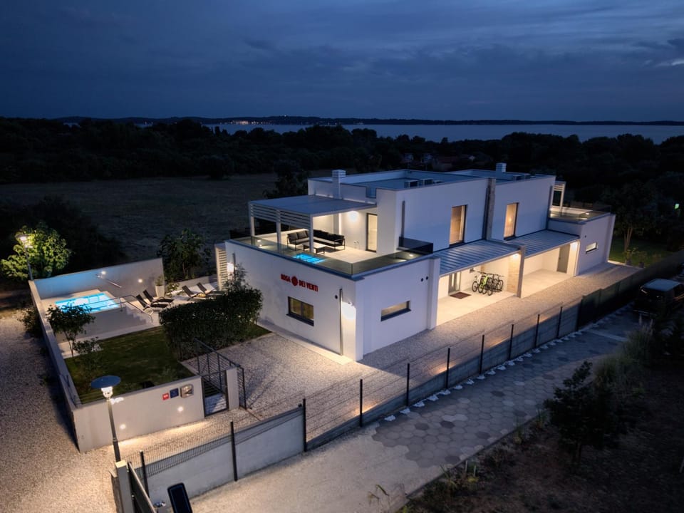 Property building, Night, Pool view, Sea view, Parking