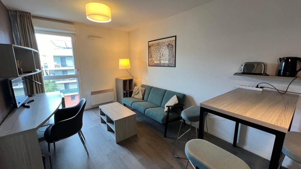 Auriol Apartment in Toulouse