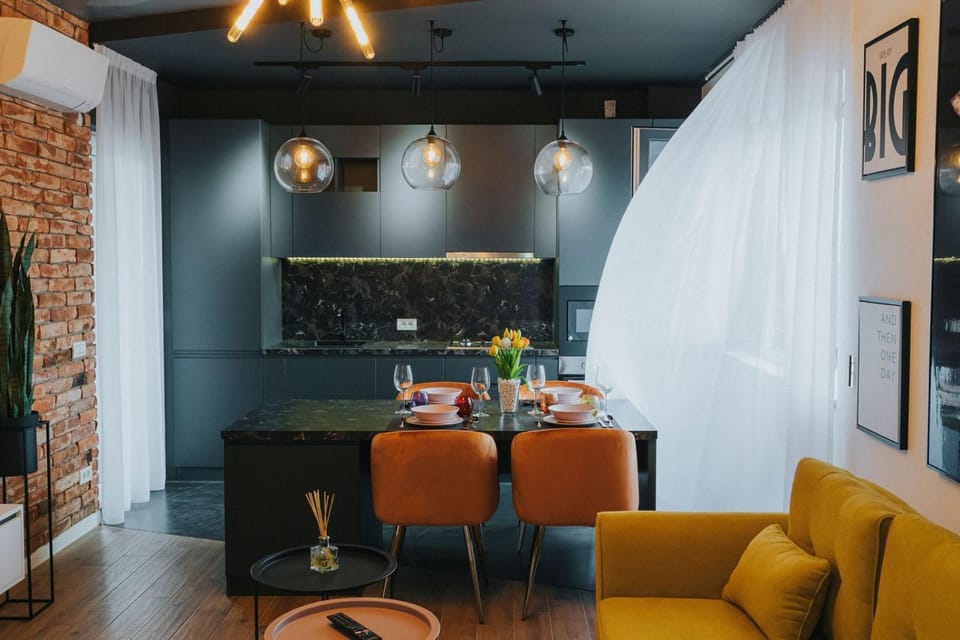 Josephine Apartment - Free Private Parking 2bedrooms Apartment in Hungary