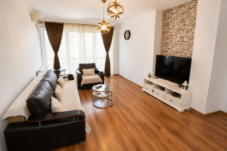 Heart of Summerland Apartment in Constanta