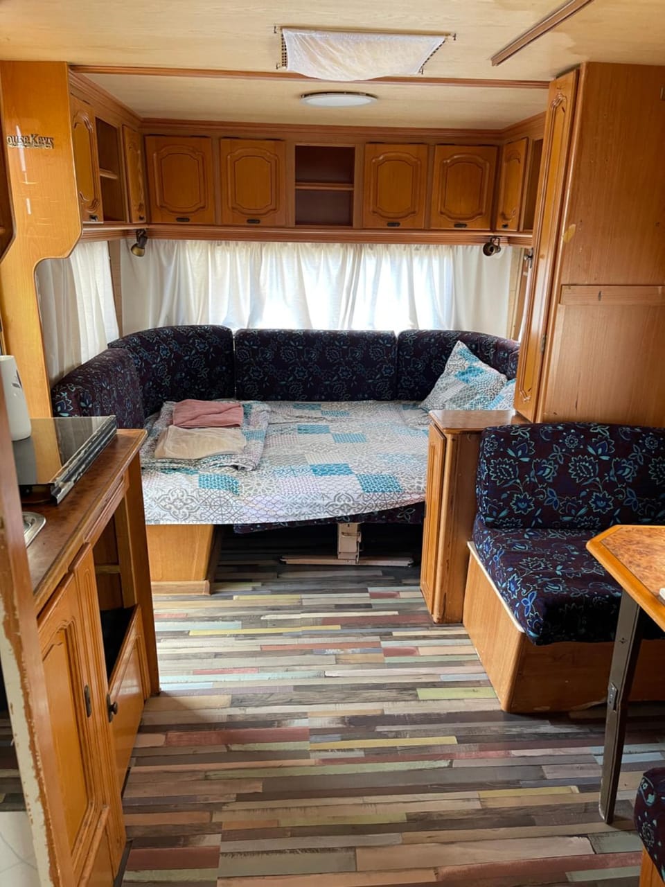 SEA CARAVAN ON THE BEACH Campground/ 
RV Resort in Burgas Province