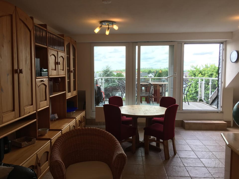 Balcony/Terrace, Living room, Dining area