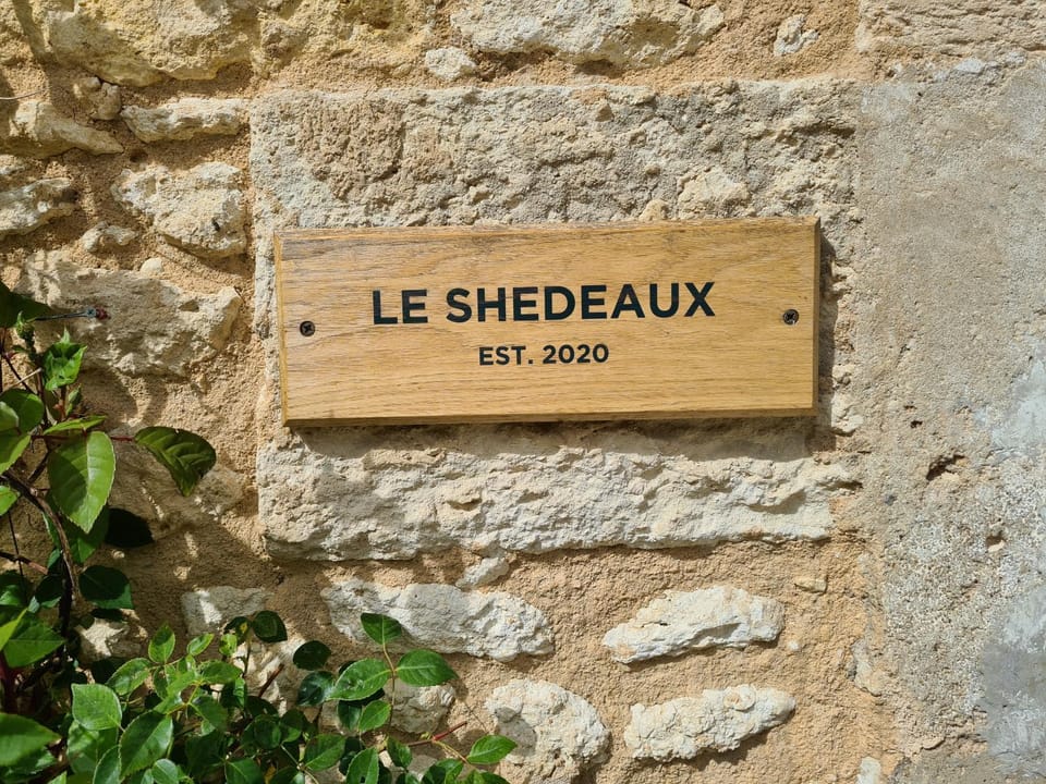 Logo/Certificate/Sign