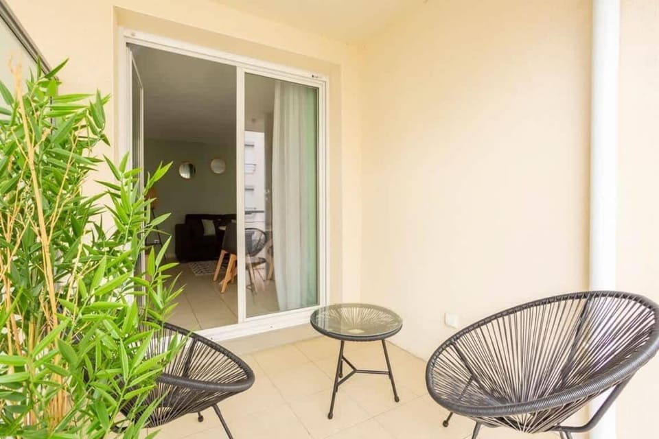 Patio, Garden, Balcony/Terrace