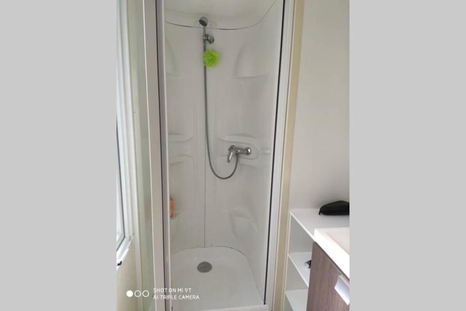 Mobilhome climatisé et ombragé Apartment in Port-la-Nouvelle