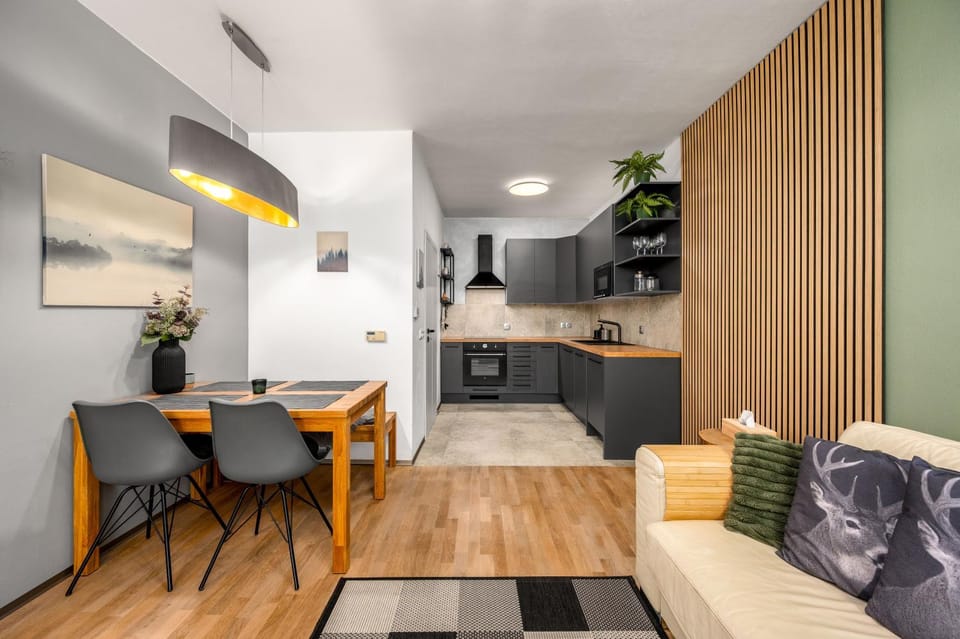Photo of the whole room, Seating area, Dining area, kitchen