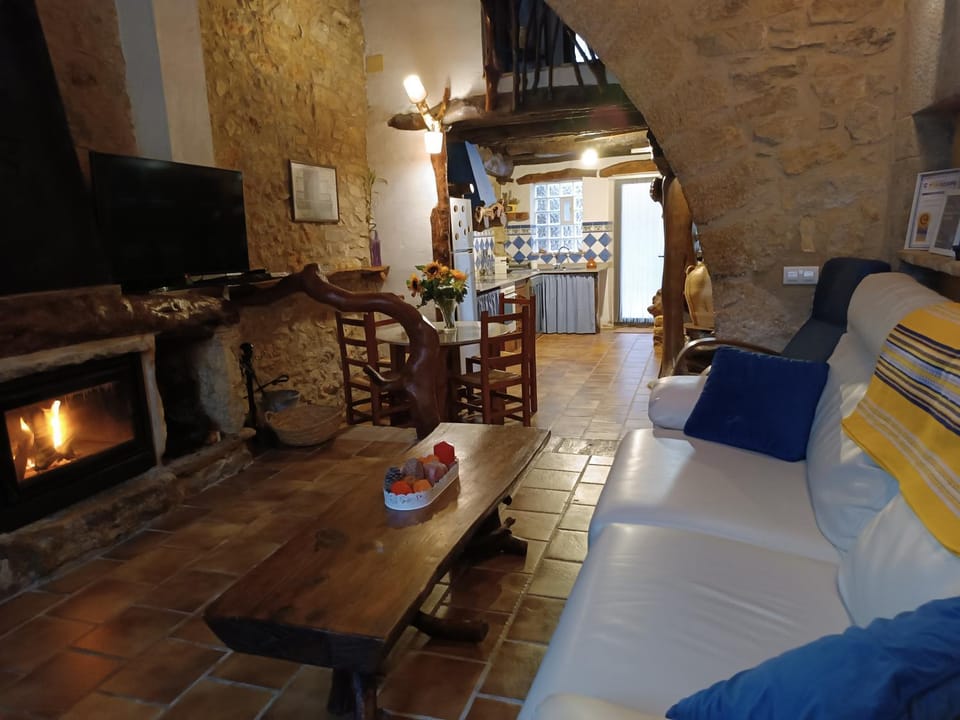 Living room, fireplace