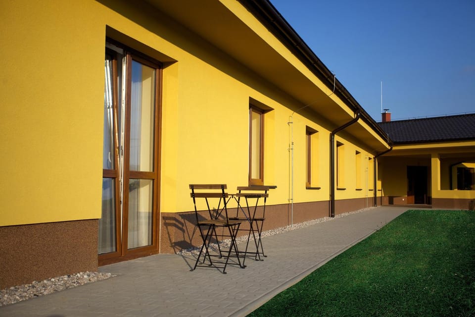 Facade/entrance, Garden