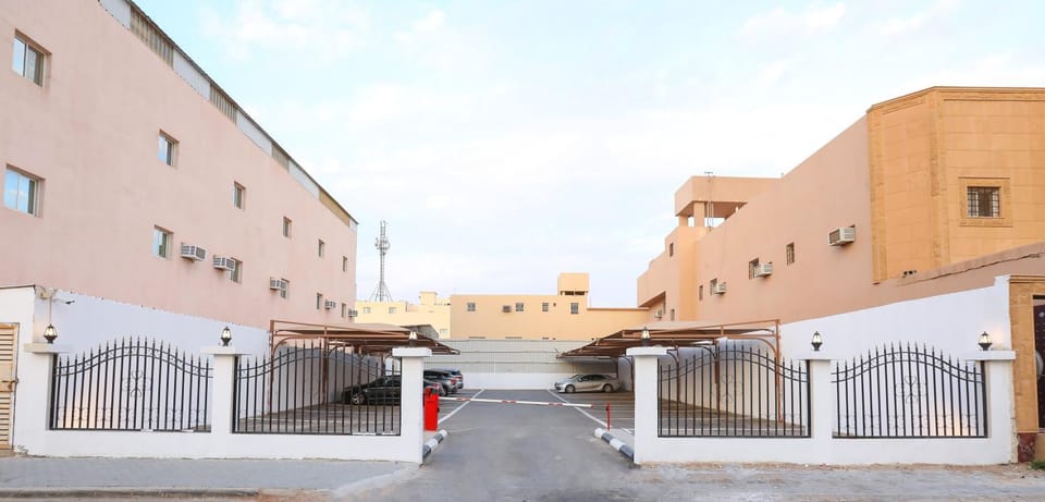 Property building, Day, Parking
