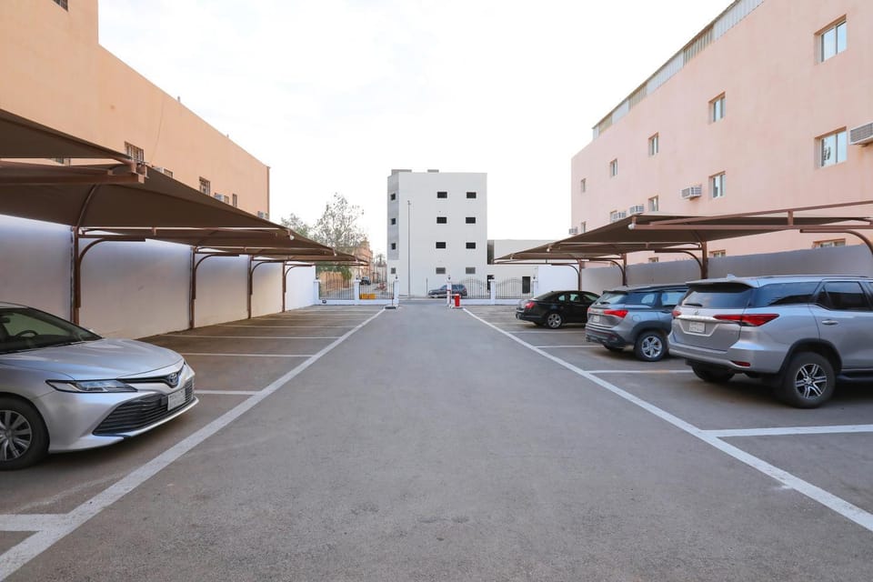 Property building, Day, Parking