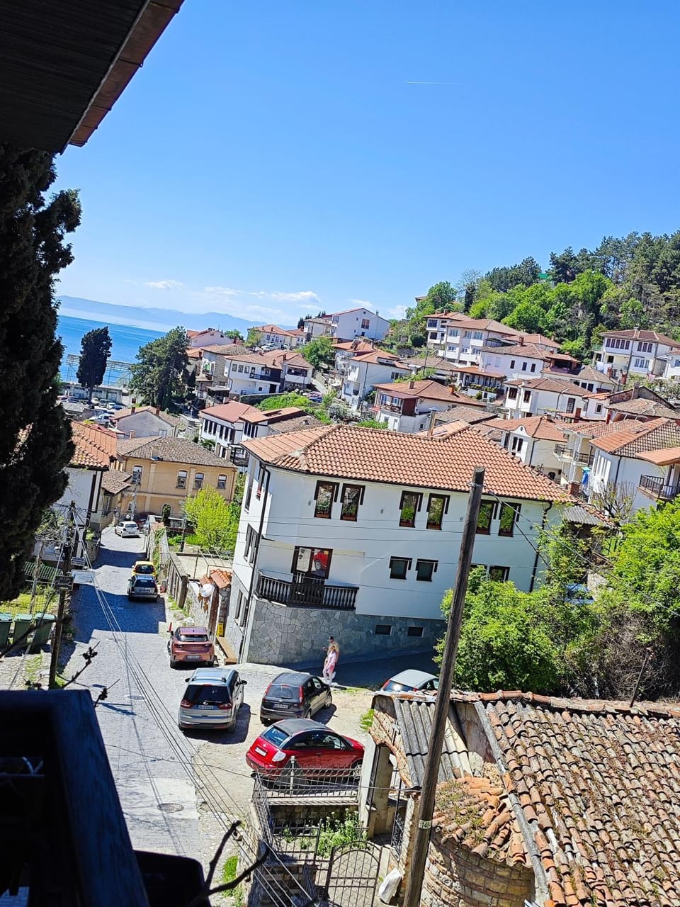 Neighbourhood, City view, Street view, Location