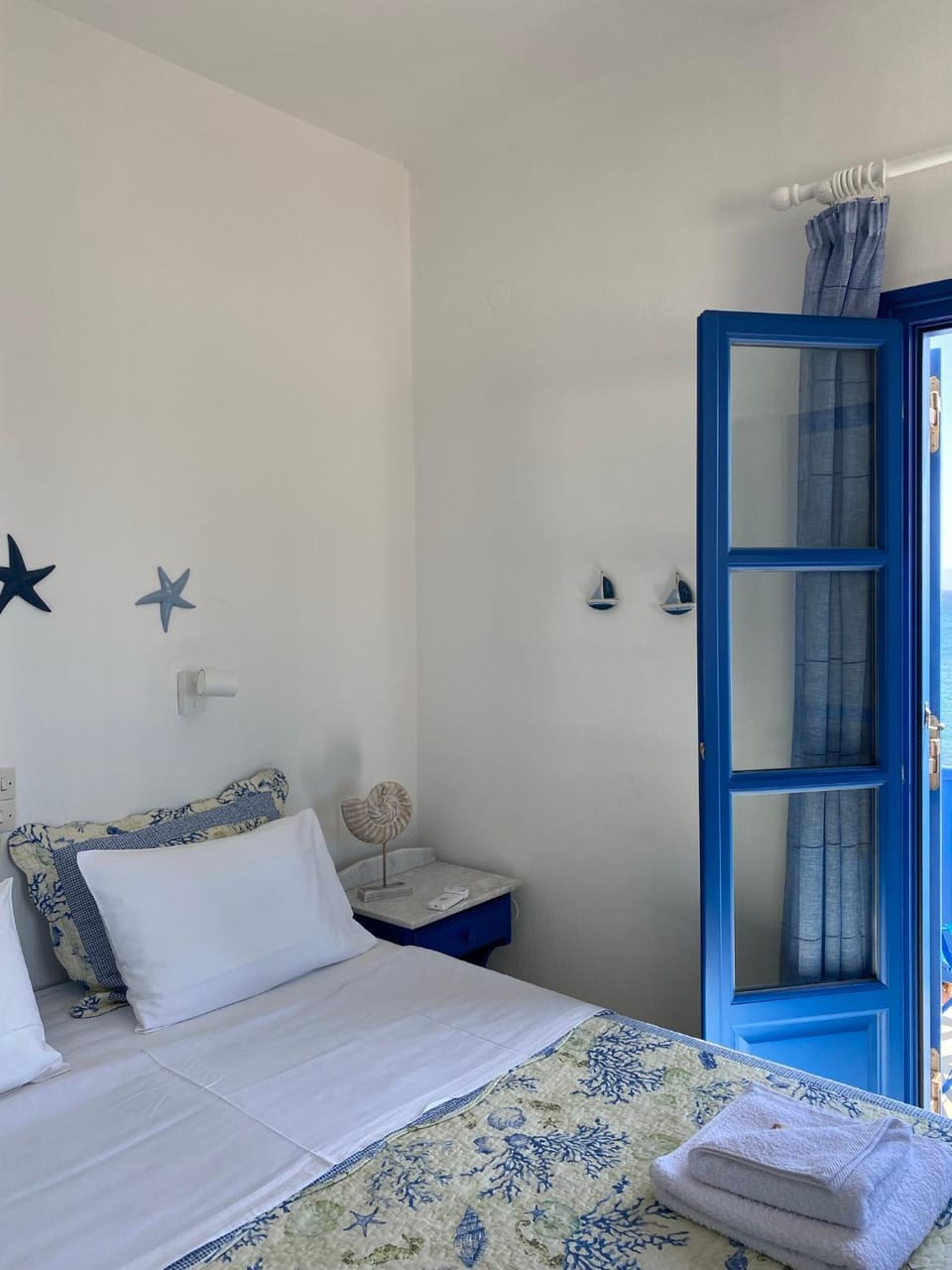 Cavos Studio by the sea (West) House in Paros, Greece