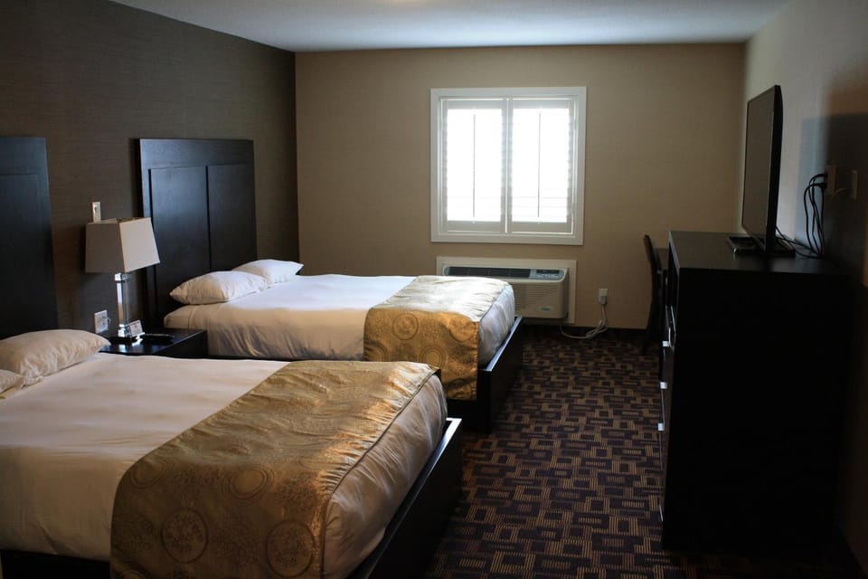 CHINOOK INN Hotel in Rocky Mountain House