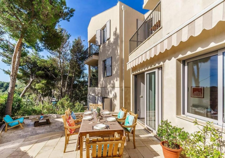 Wohnung mit 2 Schlafzimmer in der Villa Miravala Apartment in Split-Dalmatia County