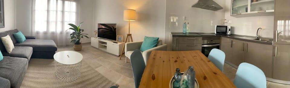 Kitchen or kitchenette, Living room, Dining area