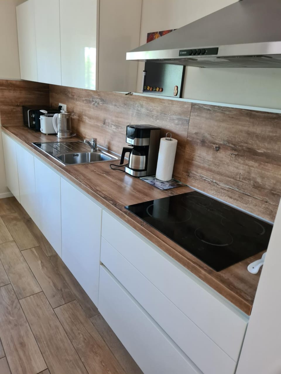 Coffee/tea facilities, Kitchen or kitchenette