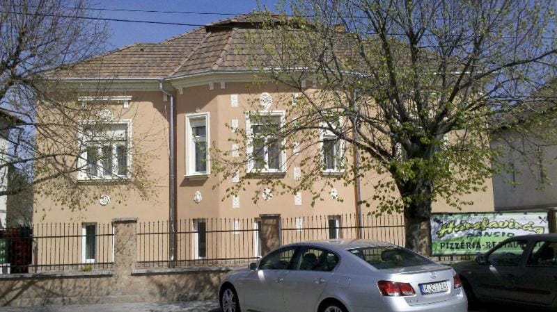 Property building, Day