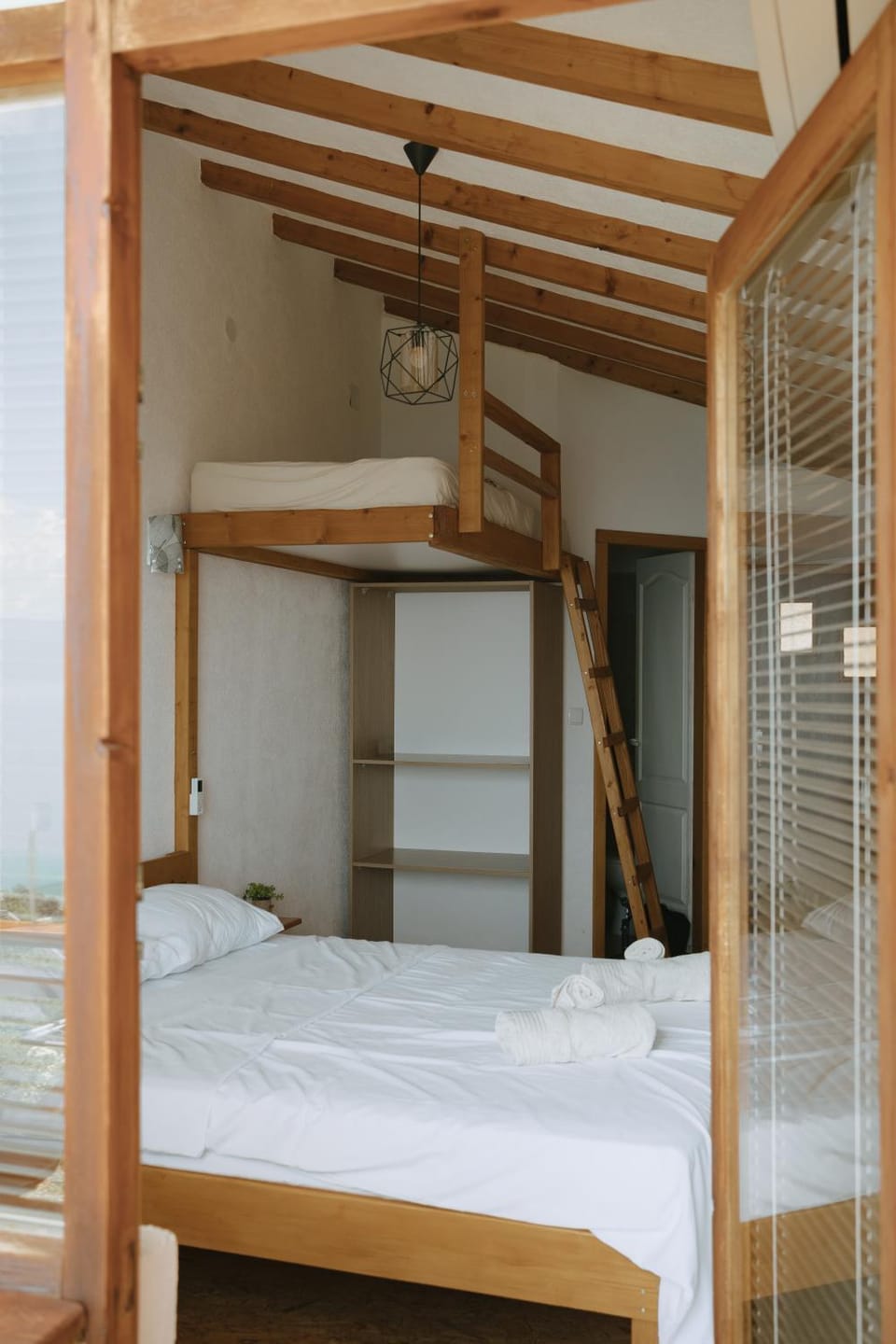 Sunset House Apartment in Municipality of Ohrid, North Macedonia