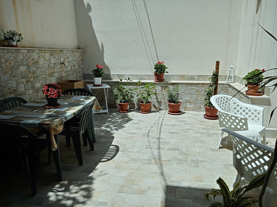 View (from property/room), Balcony/Terrace