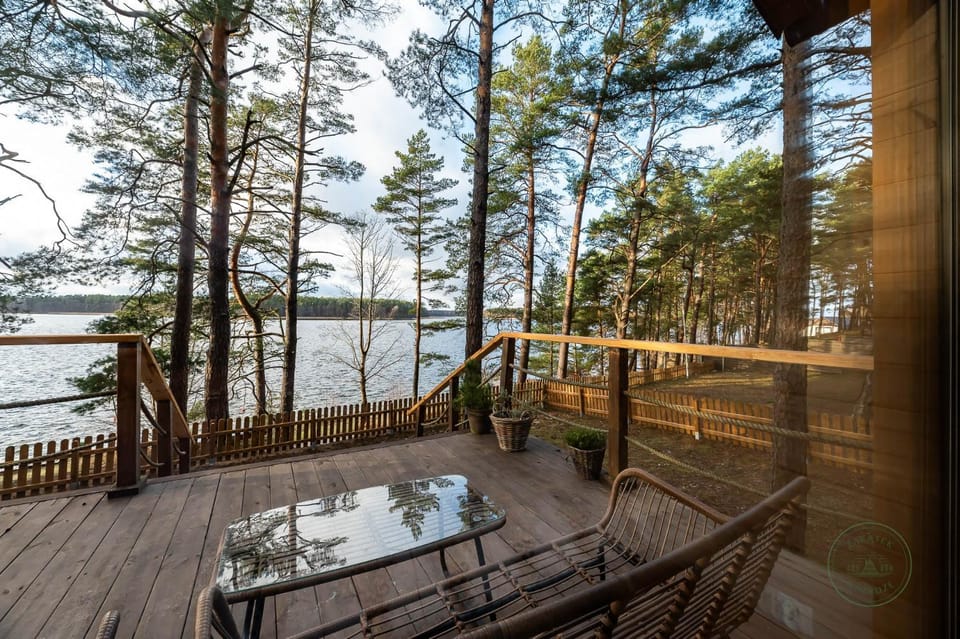 Zakątek Wdzydze nad samym jeziorem - pierwsza linia House in Pomeranian Voivodeship