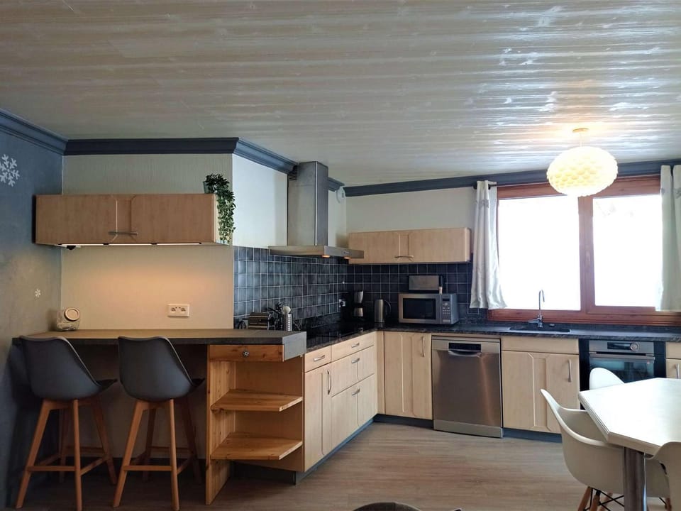 Bel appartement 6/8 pers avec balcon, au cœur de Val Thorens - FR-1-545-21 Apartment in Val Thorens