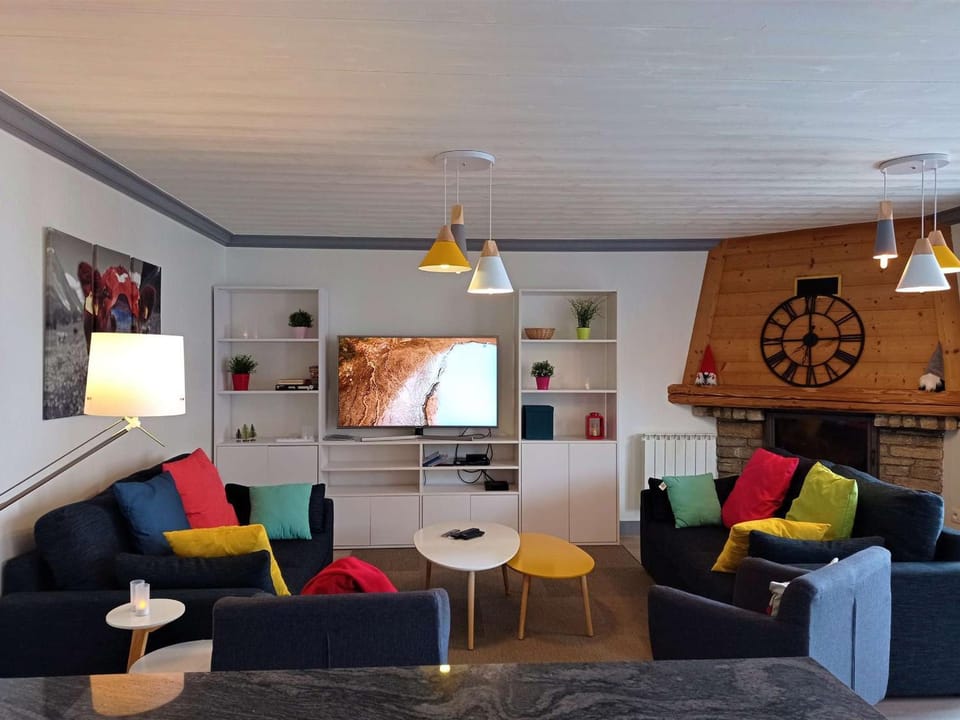 "Superbe Appartement 8/10 pers, 105m², Centre Station, Accès Direct Pistes" - FR-1-545-22 Apartment in Val Thorens