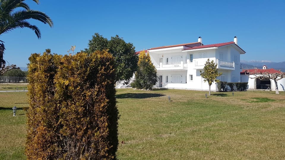 Property building, Garden