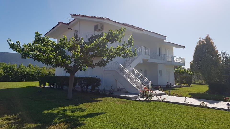 Property building, Garden view
