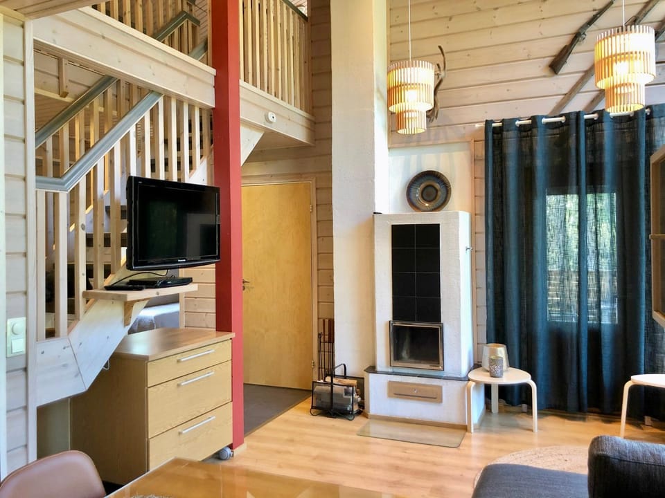 Living room, fireplace, fireplace