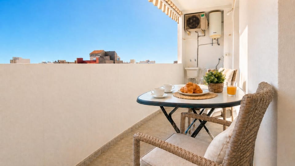 Benicarlo 4A1, Apartamento con buena terraza y vistas al mar,Wifi, garaje Apartment in Benicarló