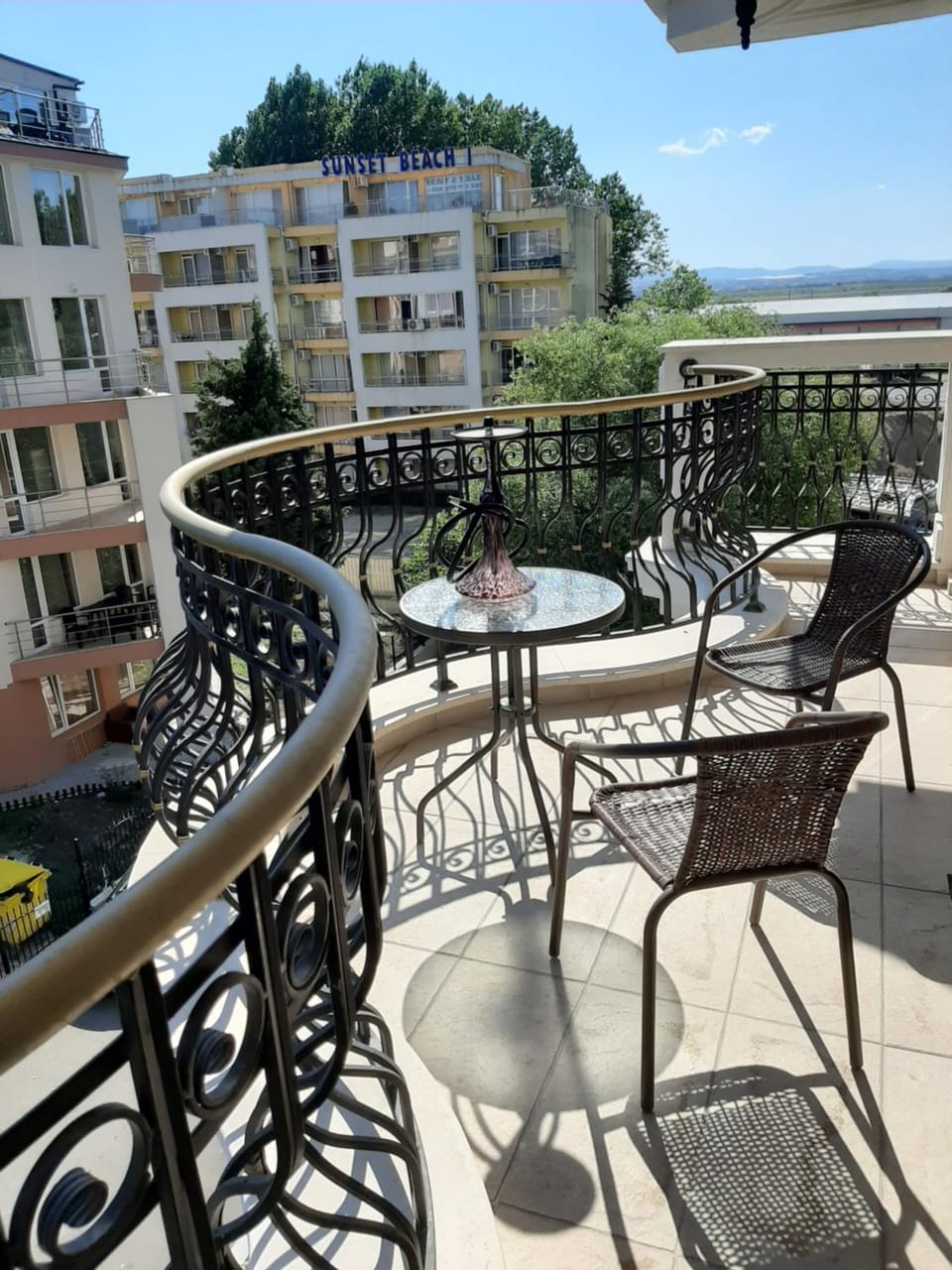 Stylish Apartment in Harmony Grand Resort Sunny Beach with Pool & Balcony Apartment hotel in Sunny Beach